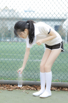 菠萝蜜不正经视频